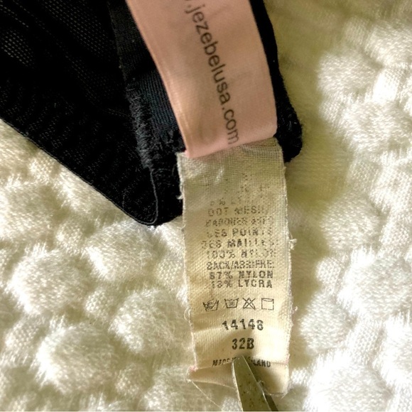 JEZEBEL BRA - Size 32B - Picture 5 of 8